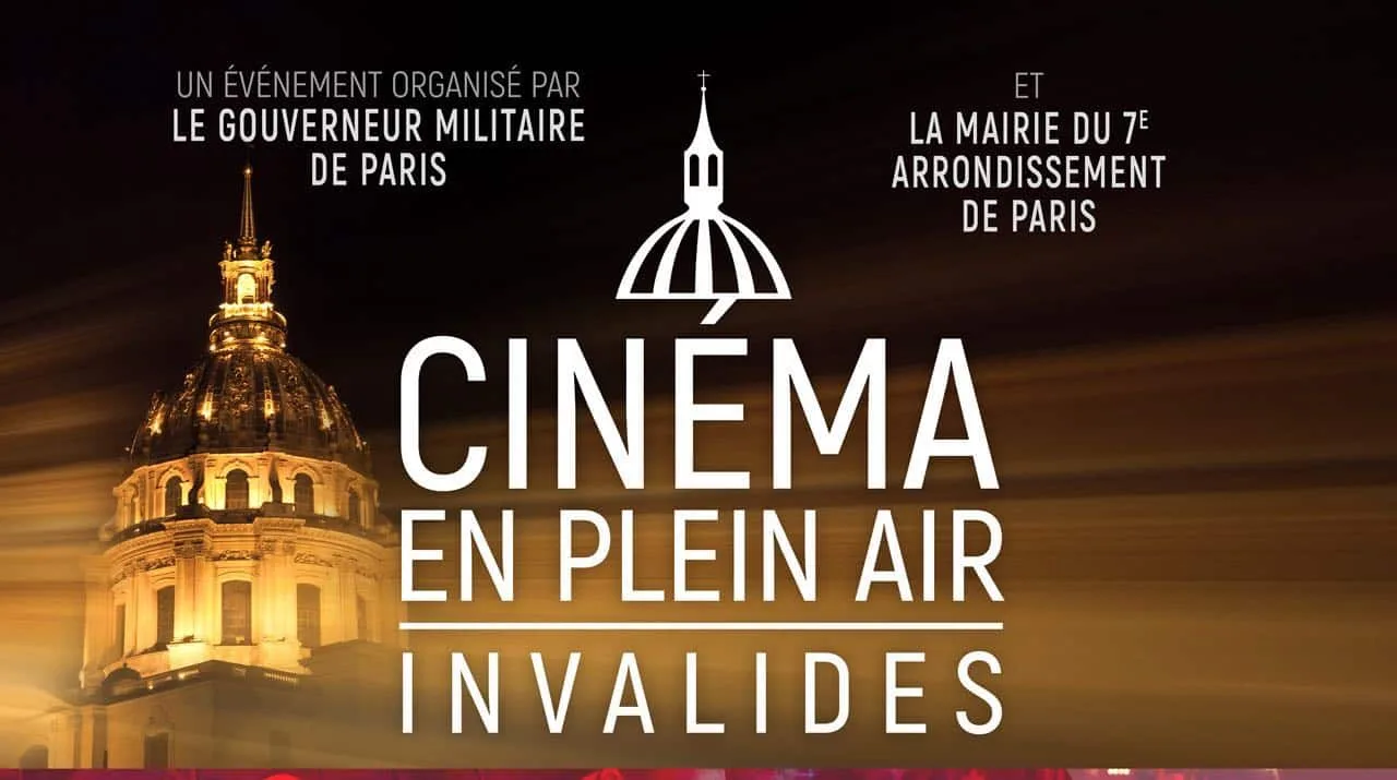 Cinéma en plein air aux Invalides