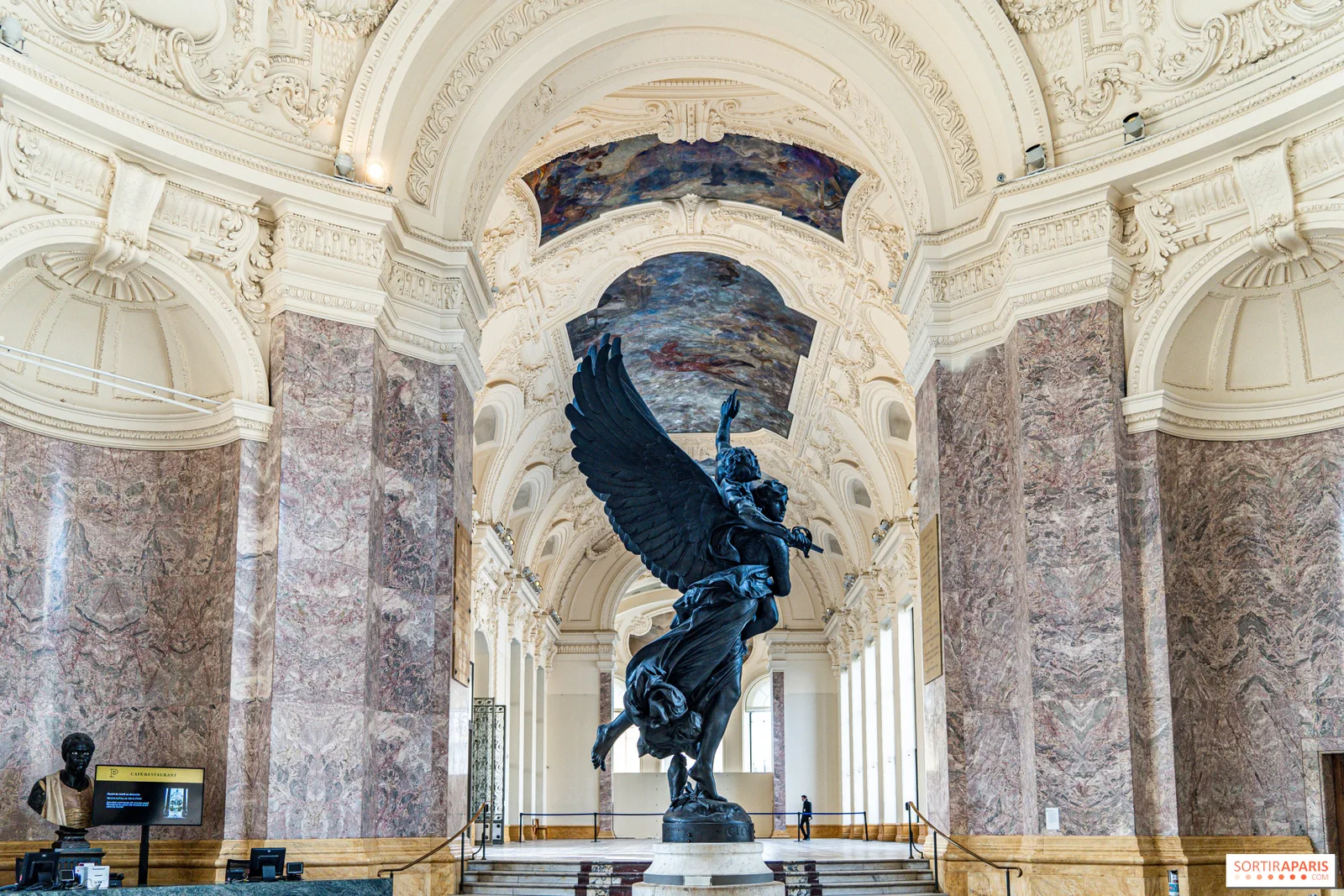 Jeu de piste pour petits et grands au petit Palais