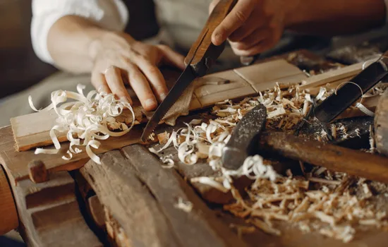 Atelier créatif : Création d'objets en bois naturel